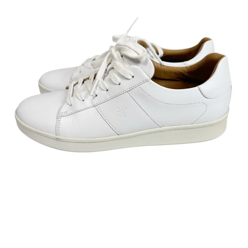 JOYASOL 39/8.5 Paisley White Leather Lace up Sneakers